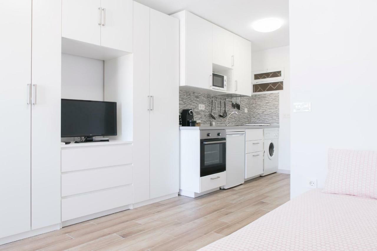 Apartamento Benalmadena Agata Apartment ภายนอก รูปภาพ